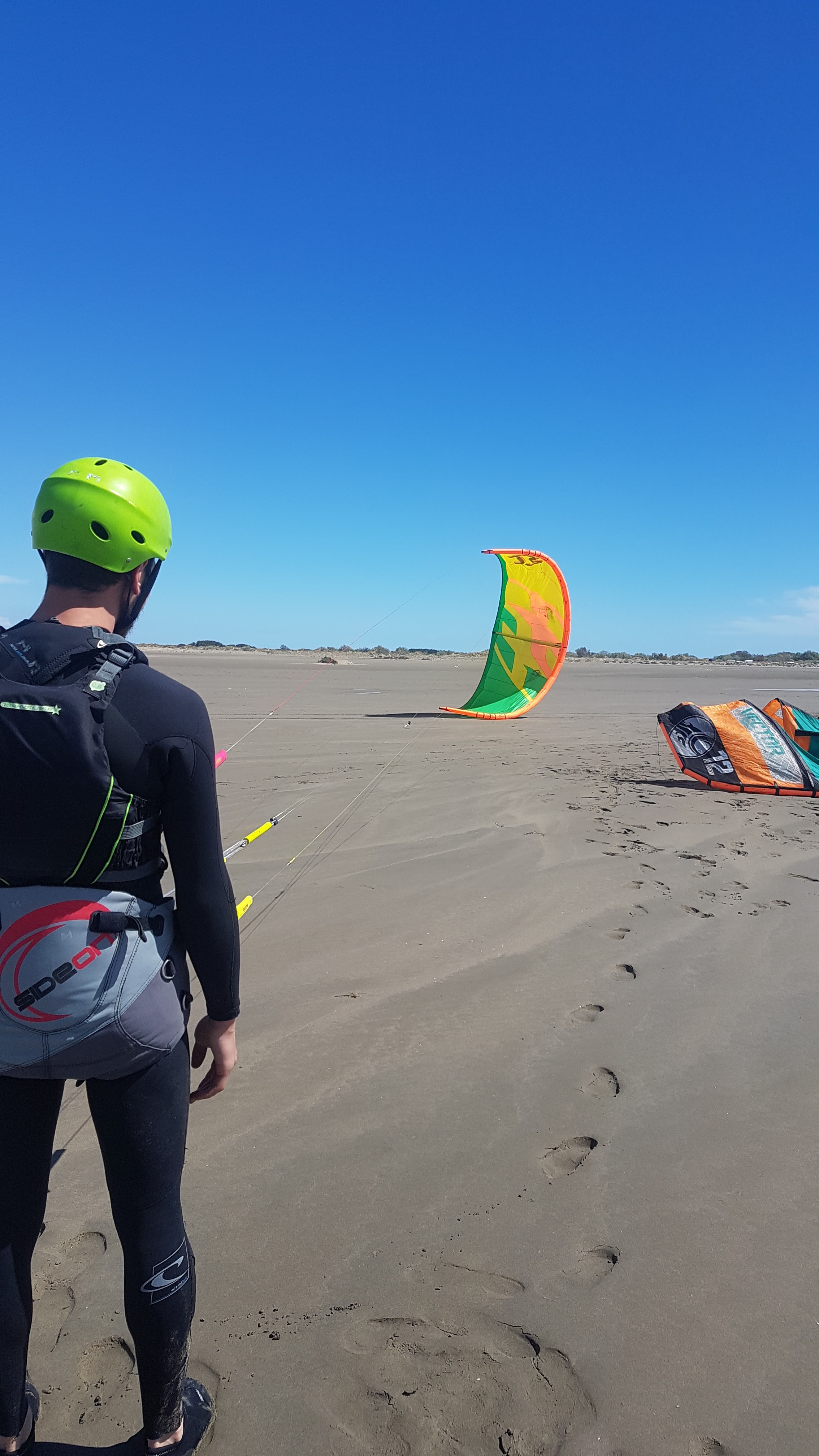 cours de kitesurf en semaine a beauduc AbsolutKiteboarding cours de kitesurf en semaine a beauduc AbsolutKiteboarding
